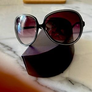 Oliver people sunglasses with case and passport!